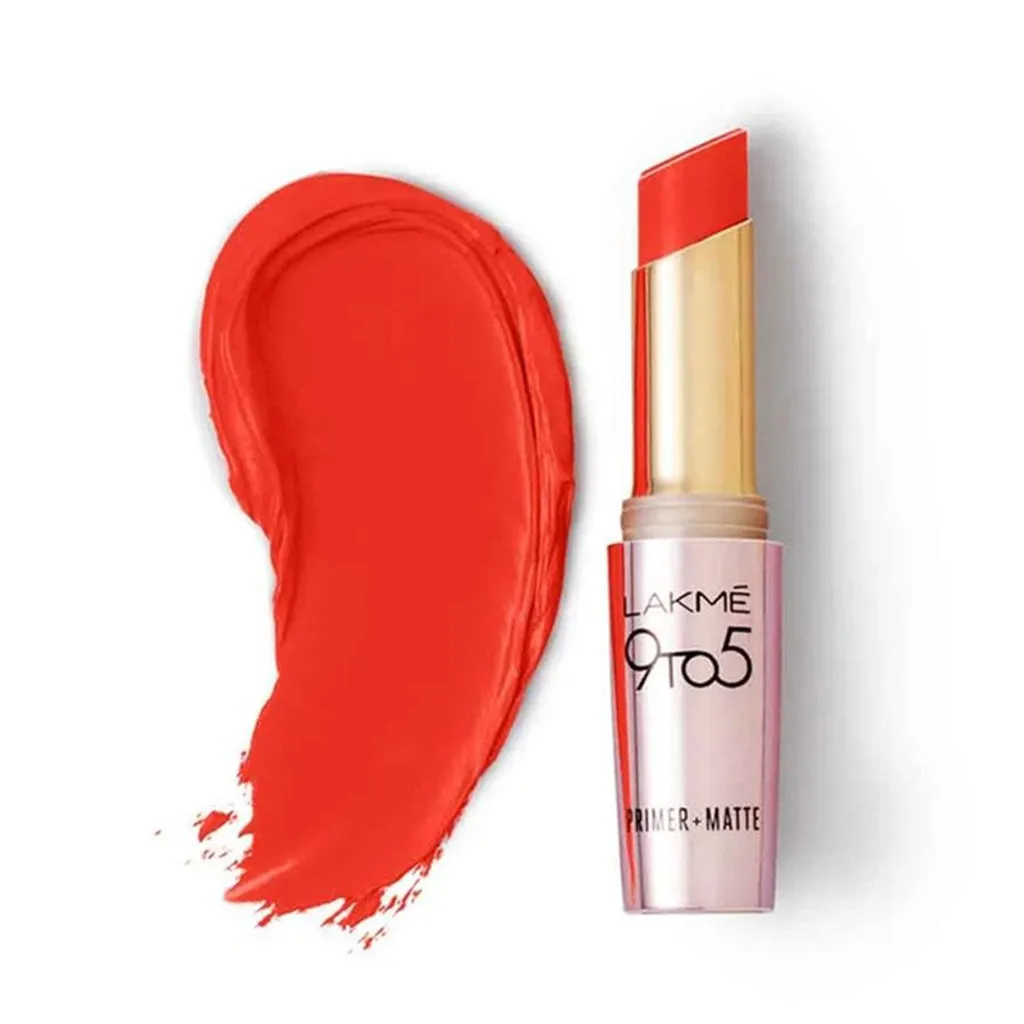 Lakmē 9to5 Powerplay Priming Matte Lipstick